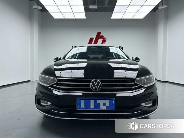 Volkswagen Magotan id 4290649 из Китая 7