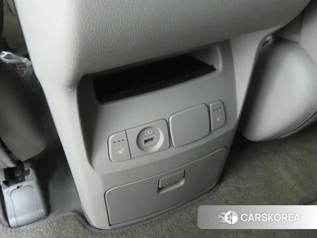 Kia The New Carnival id 4652015 из Кореи 7