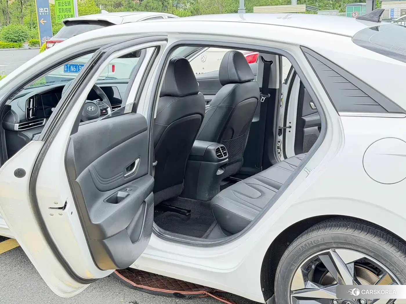 Hyundai Elantra id 4634748 из Китая 7