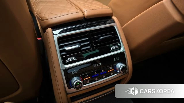 BMW 7 Series (G11) id 4186902 из Кореи 7