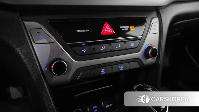 Hyundai Avante AD id 3009499 из Кореи 7