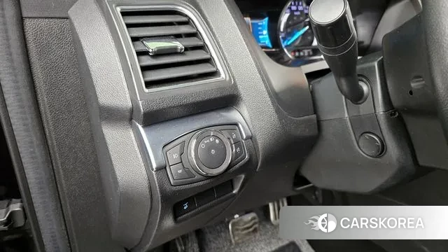 Ford Explorer id 3602109 из Кореи 7