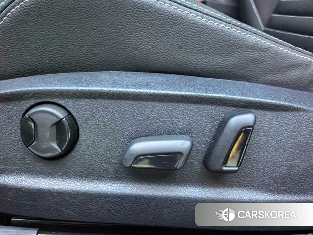 Volkswagen Magotan id 4273686 из Китая 7