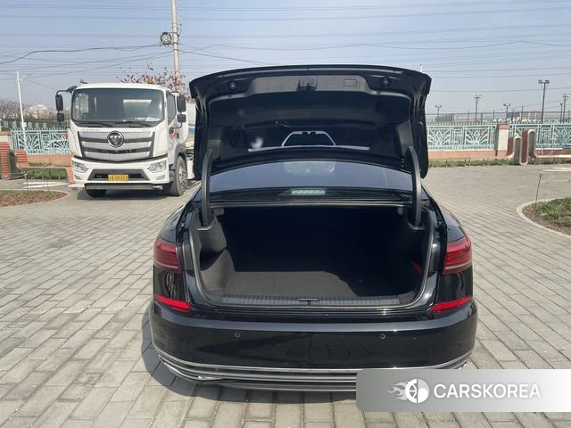 Volkswagen Passat id 4259797 из Китая 7