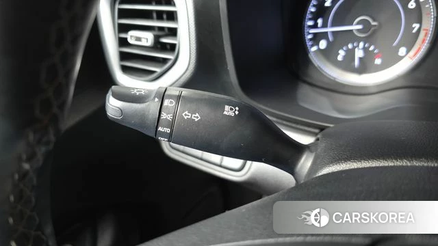 Hyundai Venue id 3844794 из Кореи 7