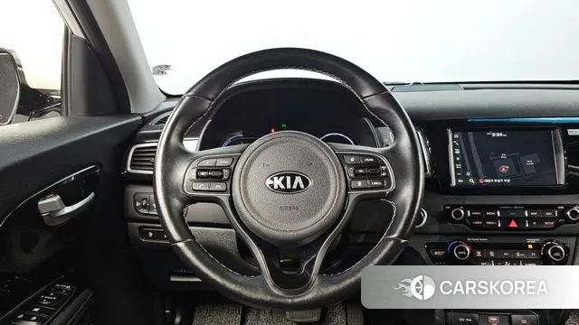 Kia Niro EV id 3519335 из Кореи 7