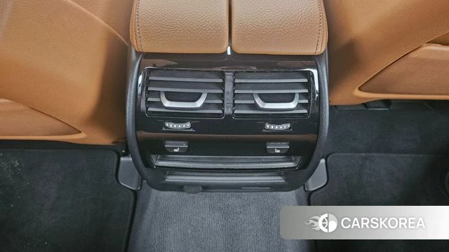 BMW 5 Series (G30) id 4725597 из Кореи 7