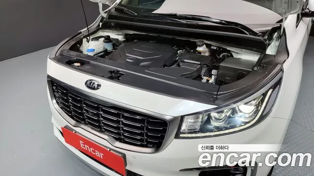 Kia The New Carnival id 2546418 из Кореи 7