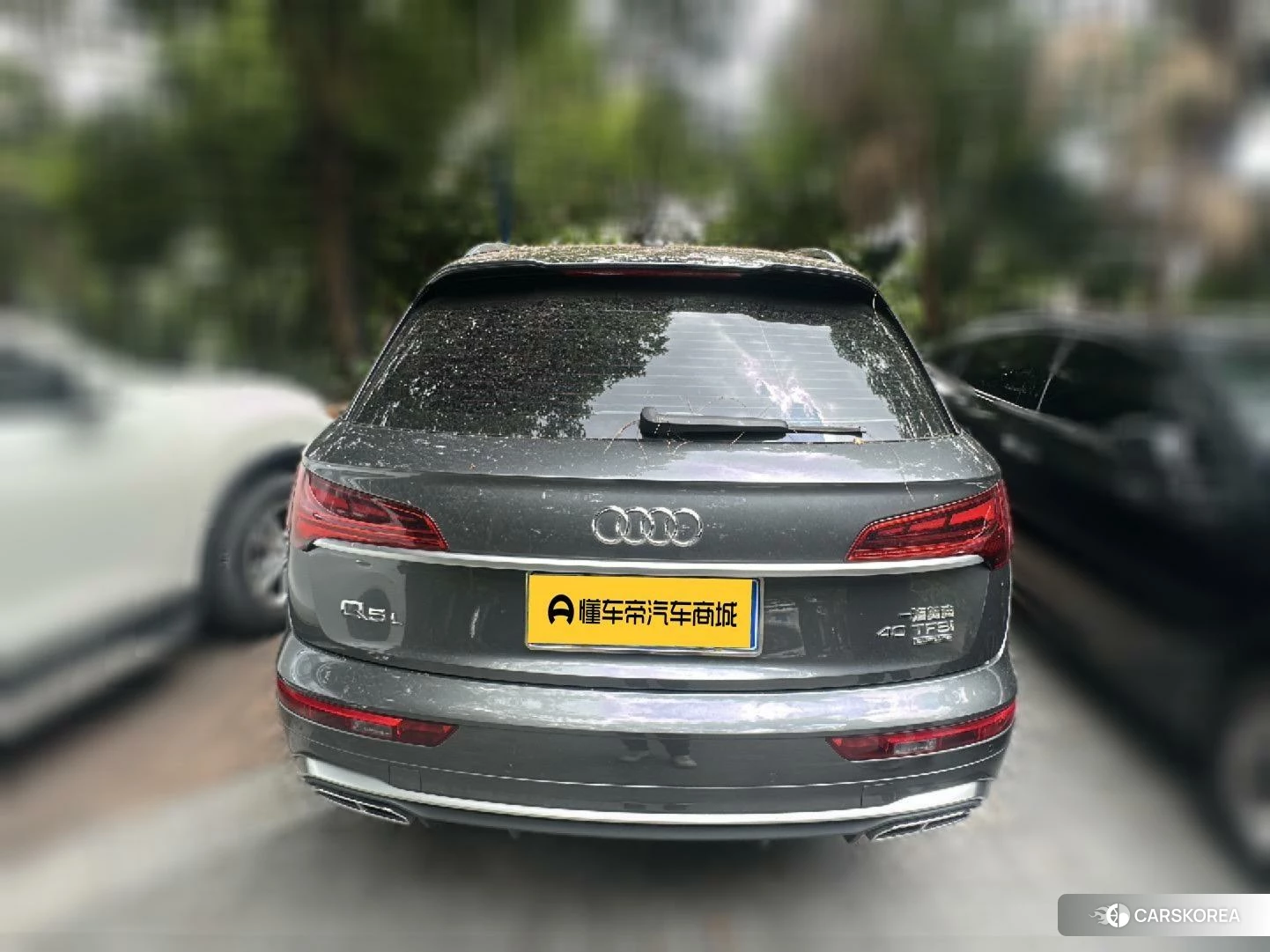 Audi Q5L 2021 Темно-серый из Китая, фото 6