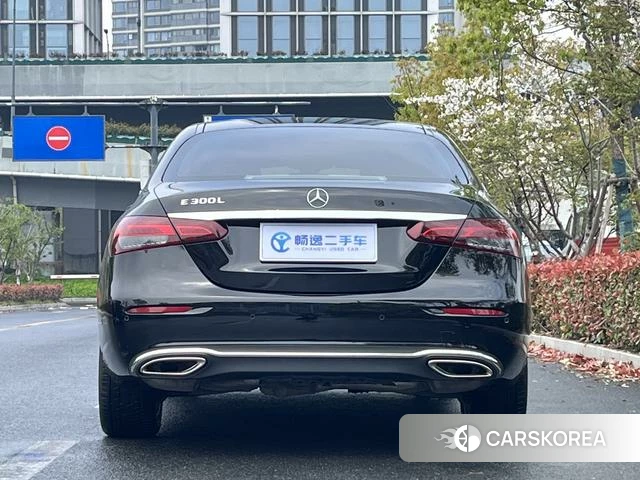 Mercedes-Benz E-class id 4301064 из Китая 7