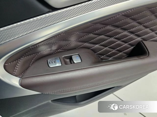 Genesis The New G70 id 4303177 из Кореи 7