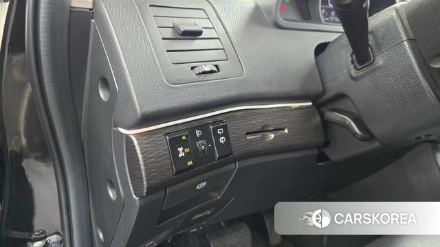 Ssangyong Korando Turismo id 3867405 из Кореи 7