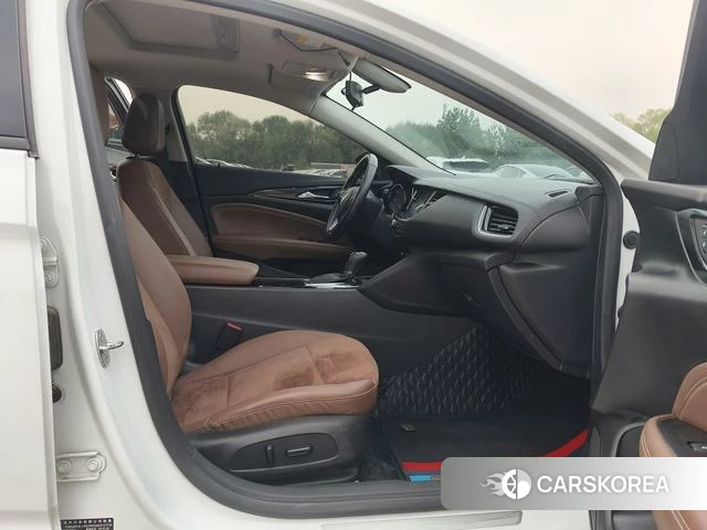 Buick Regal id 4208449 из Китая 7