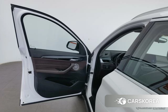 BMW X1 id 4334780 из Китая 7