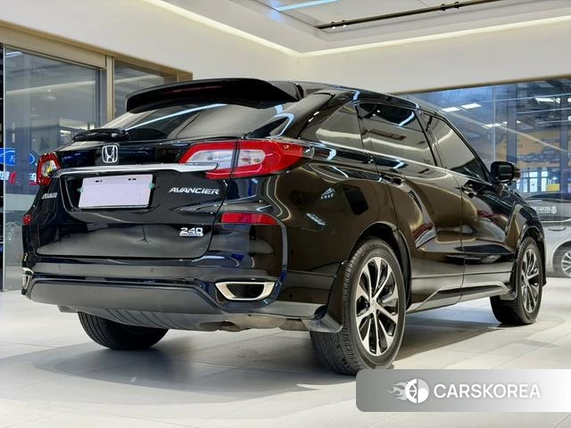 Honda Crown Road id 4182673 из Китая 7
