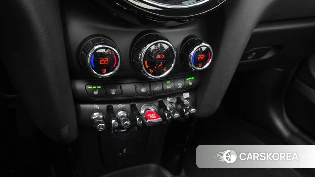 Mini Cooper Convertible id 4462653 из Кореи 7