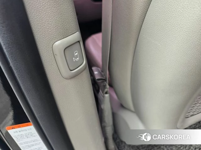 Kia All New Carnival id 4558046 из Кореи 7