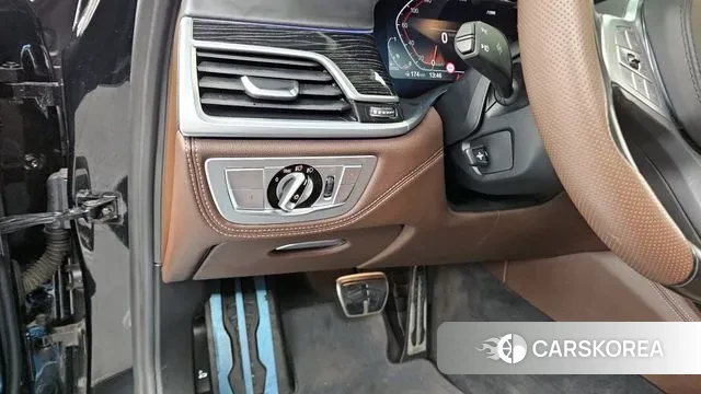 BMW 7 Series (G11) id 3373668 из Кореи 7