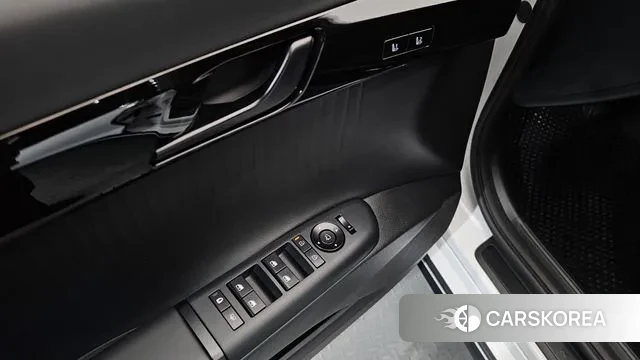 Hyundai Grandeur Hybrid (GN7) id 3437129 из Кореи 7