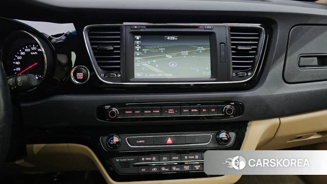 Kia All New Carnival id 3955856 из Кореи 7