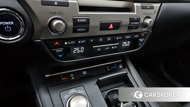 Lexus New ES300h id 3375293 из Кореи 7