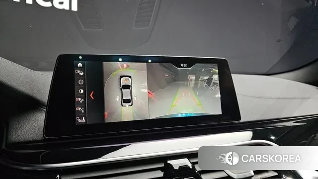 BMW 5 Series (G30) id 3407954 из Кореи 7