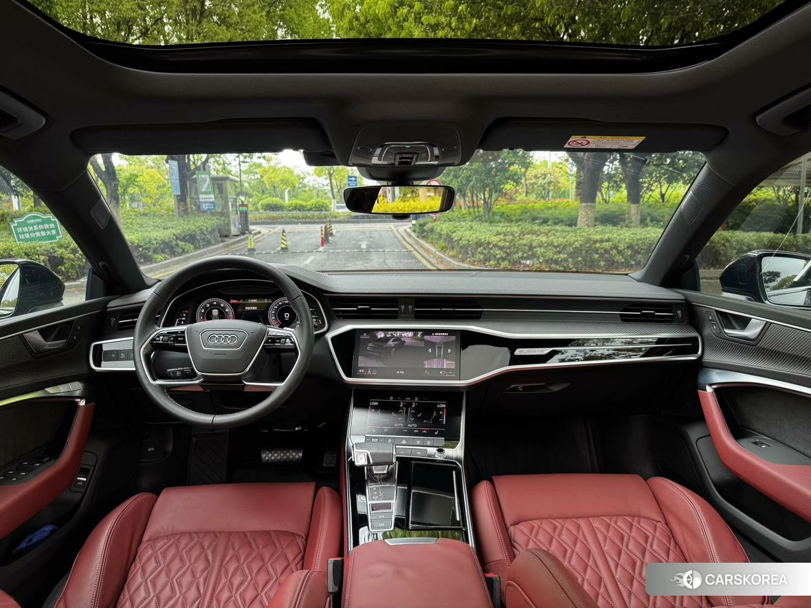 Audi A7L id 4440808 из Китая 7