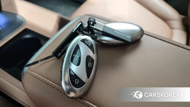 Hyundai Grandeur Hybrid (GN7) id 4635590 из Кореи 7