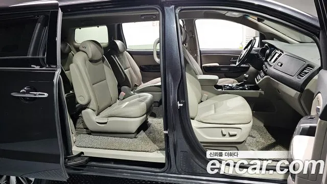 Kia The New Carnival id 2688514 из Кореи 7