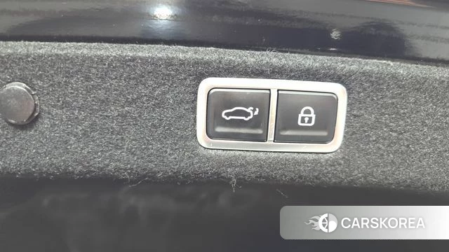 Hyundai Grandeur Hybrid (GN7) id 4481046 из Кореи 7