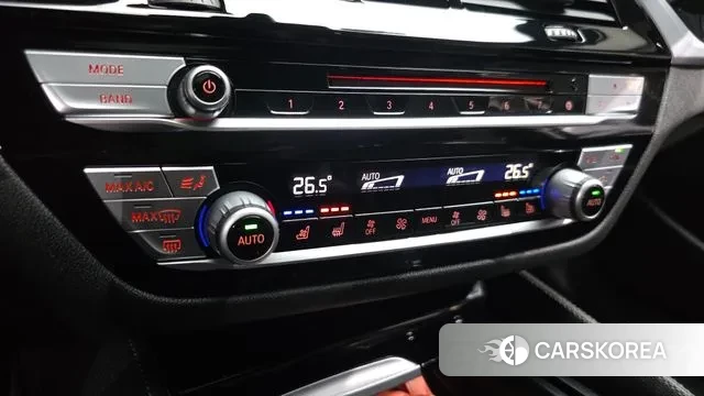 BMW 5 Series (G30) id 3479844 из Кореи 7