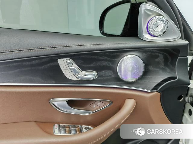 Mercedes-Benz E-class (imported) id 4300320 из Китая 7