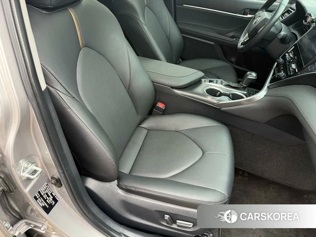 Toyota Camry id 4348845 из Китая 7
