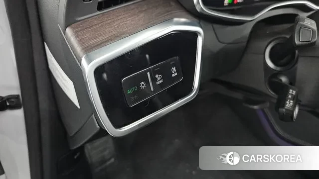 Audi A7 (4K) id 3426987 из Кореи 7