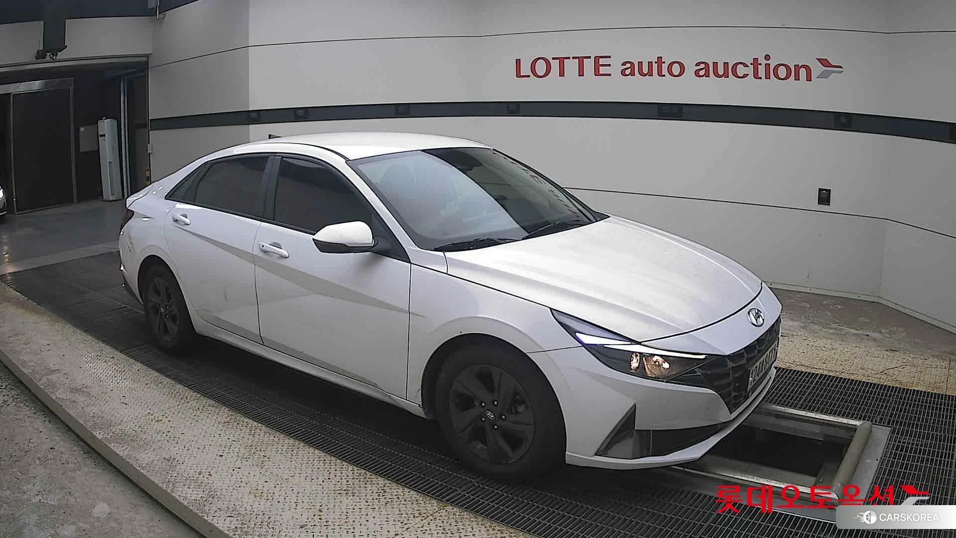 Hyundai Avante Hybrid id 4902383 из Кореи 7