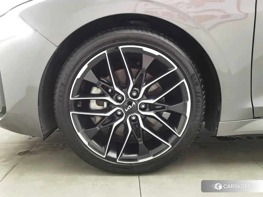 Kia K5 id 4578278 из Китая 7