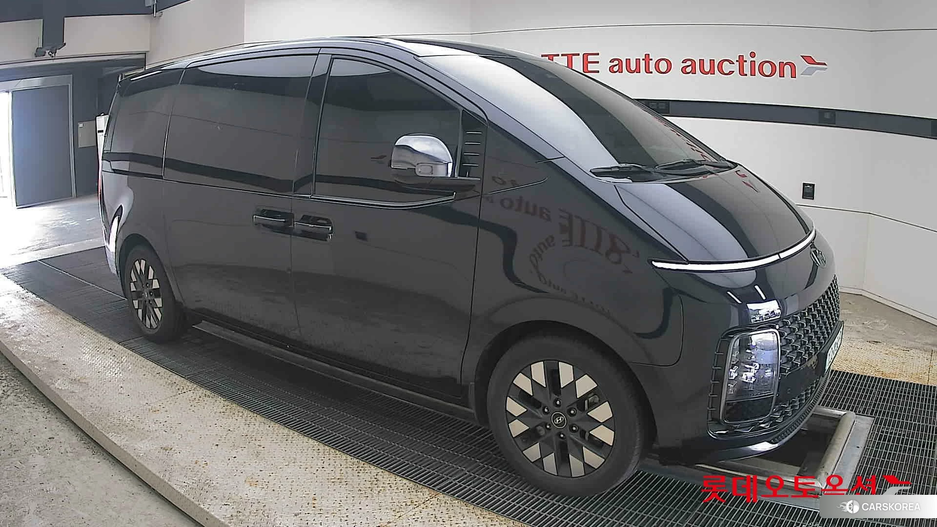 Hyundai Staria Lounge id 4664307 из Кореи 7