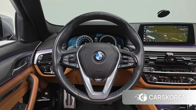 BMW 5 Series (G30) id 4246262 из Кореи 7