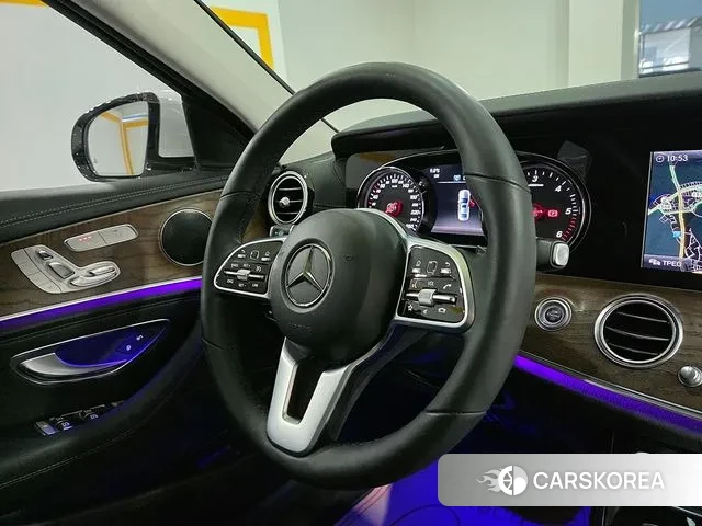 Mercedes-Benz E-Class W213 id 3718218 из Кореи 7