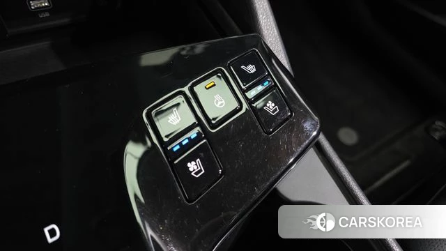 Kia Sportage 5th Generation Hybrid 2023 Серебряный из Кореи, фото 6