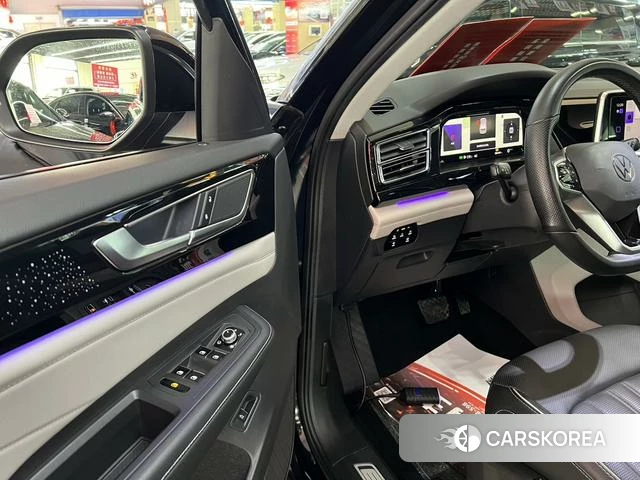 Volkswagen Tourang id 4207781 из Китая 7