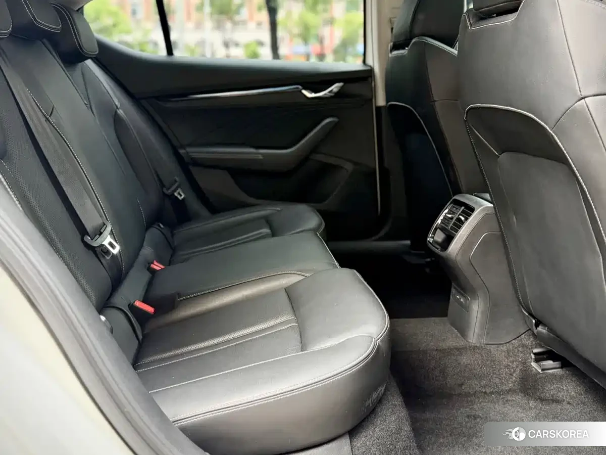Skoda Octavia id 4538739 из Китая 7