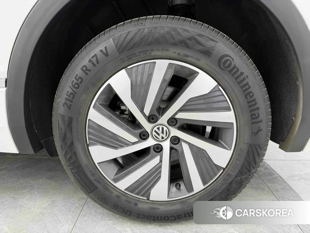 Volkswagen Tiguan L PHEV id 3889108 из Китая 7