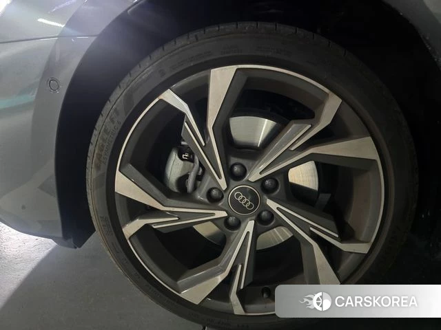 Audi A3 (8Y) id 4833983 из Кореи 7