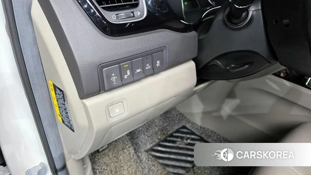 Kia All New Carnival id 4295170 из Кореи 7