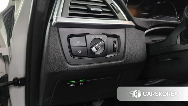 BMW 3 Series (F30) id 3955650 из Кореи 7