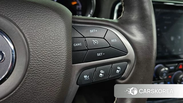 Jeep Grand Cherokee id 4203580 из Кореи 7