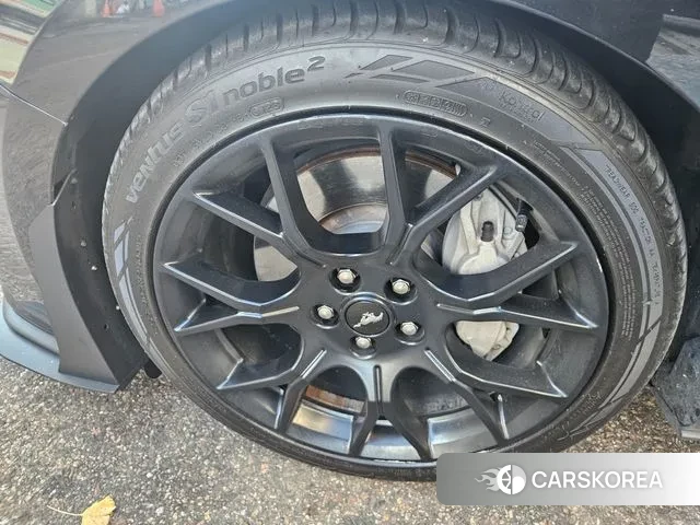 Ford Mustang id 3459904 из Кореи 7