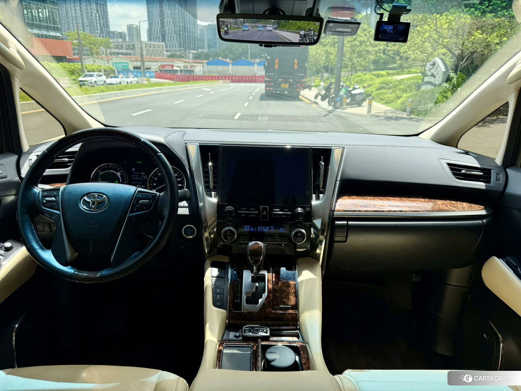 Toyota Alphard id 4510799 из Китая 7
