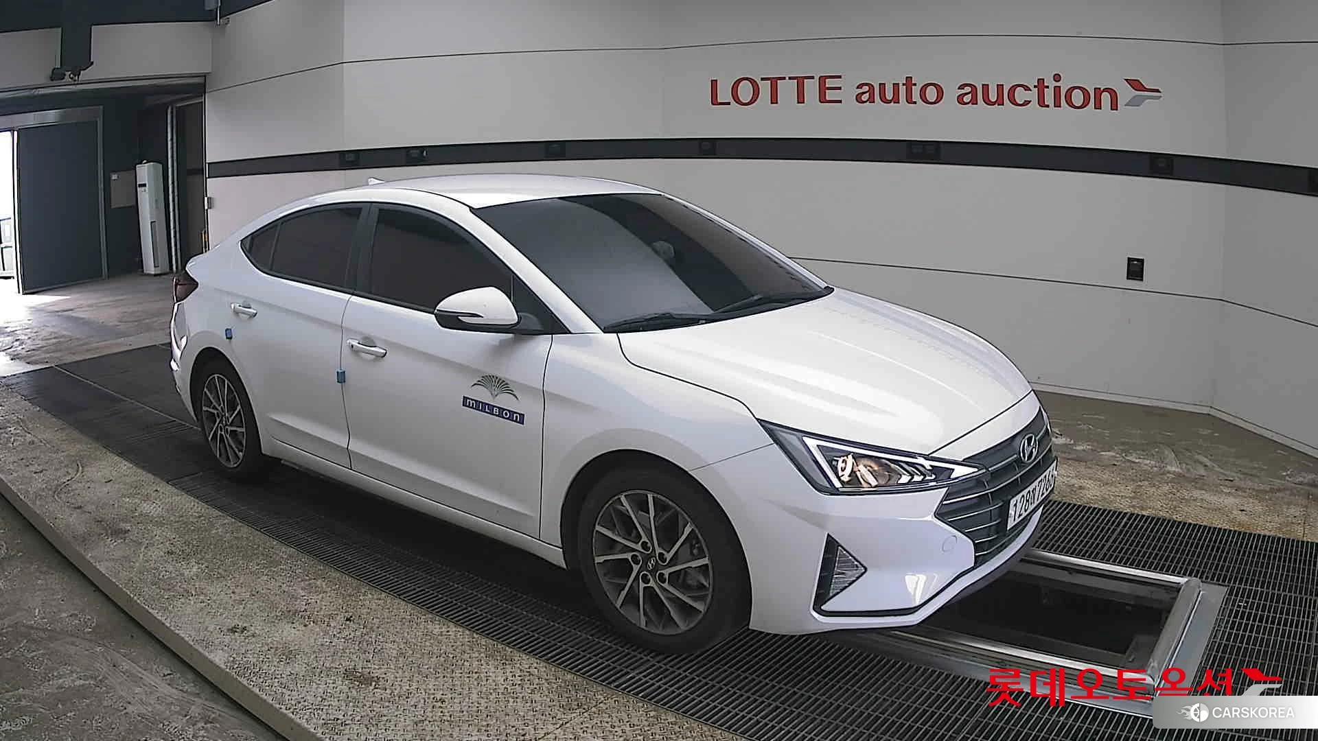 Hyundai Avante id 3875691 из Кореи 7